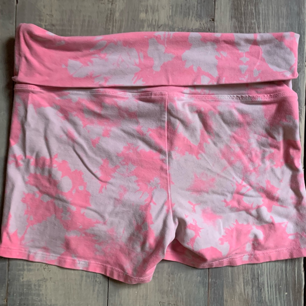 Y2K Victoria's Secret Pink & White Shorts - Picture 4 of 5